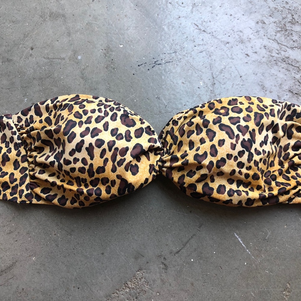Victoria Secret Leopard Print Bikini Top